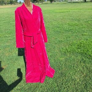 Vtg 1940s Magenta Crushed Velvet,  Quilted,  Satin Lined,  Old Hollywood,  S/M